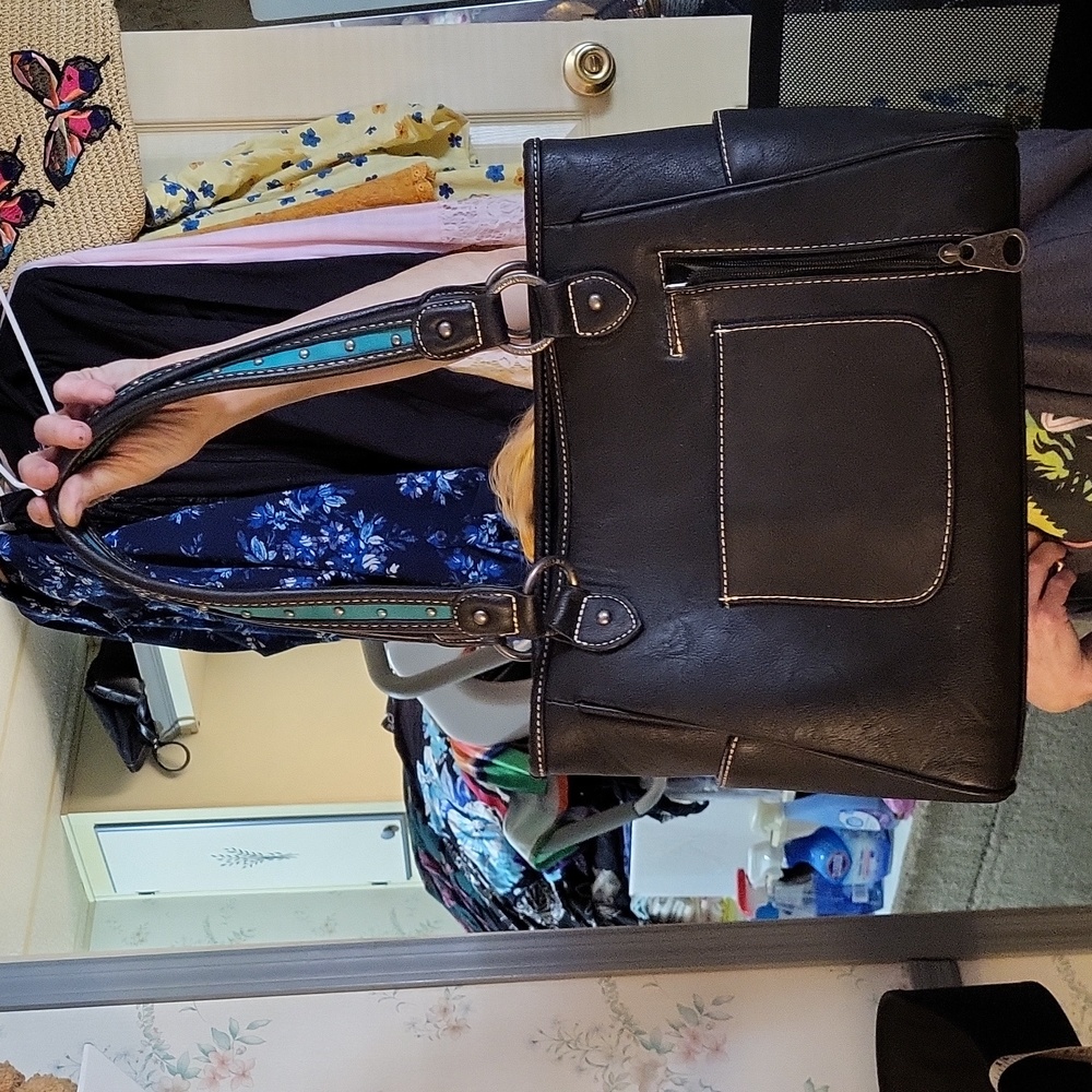 Purse - Picture 2 of 3